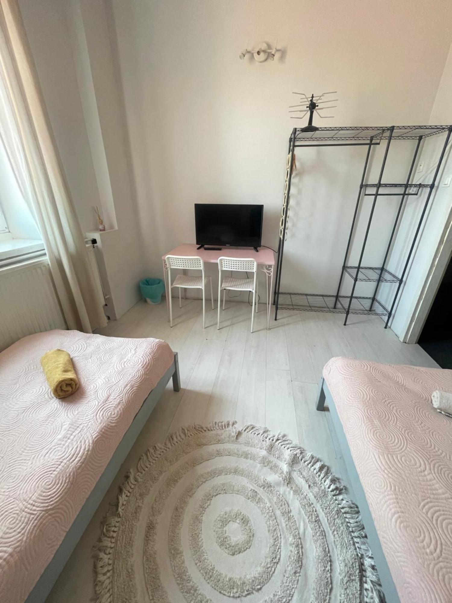 Pokoje Goscinne Fresco Łódź Kültér fotó